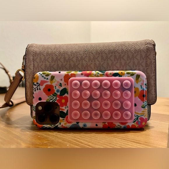 Michael Kors Jet Set Small Two-Tone Logo Smartphone Crossbody Bag, ballet multi. - Picture 2 of 11